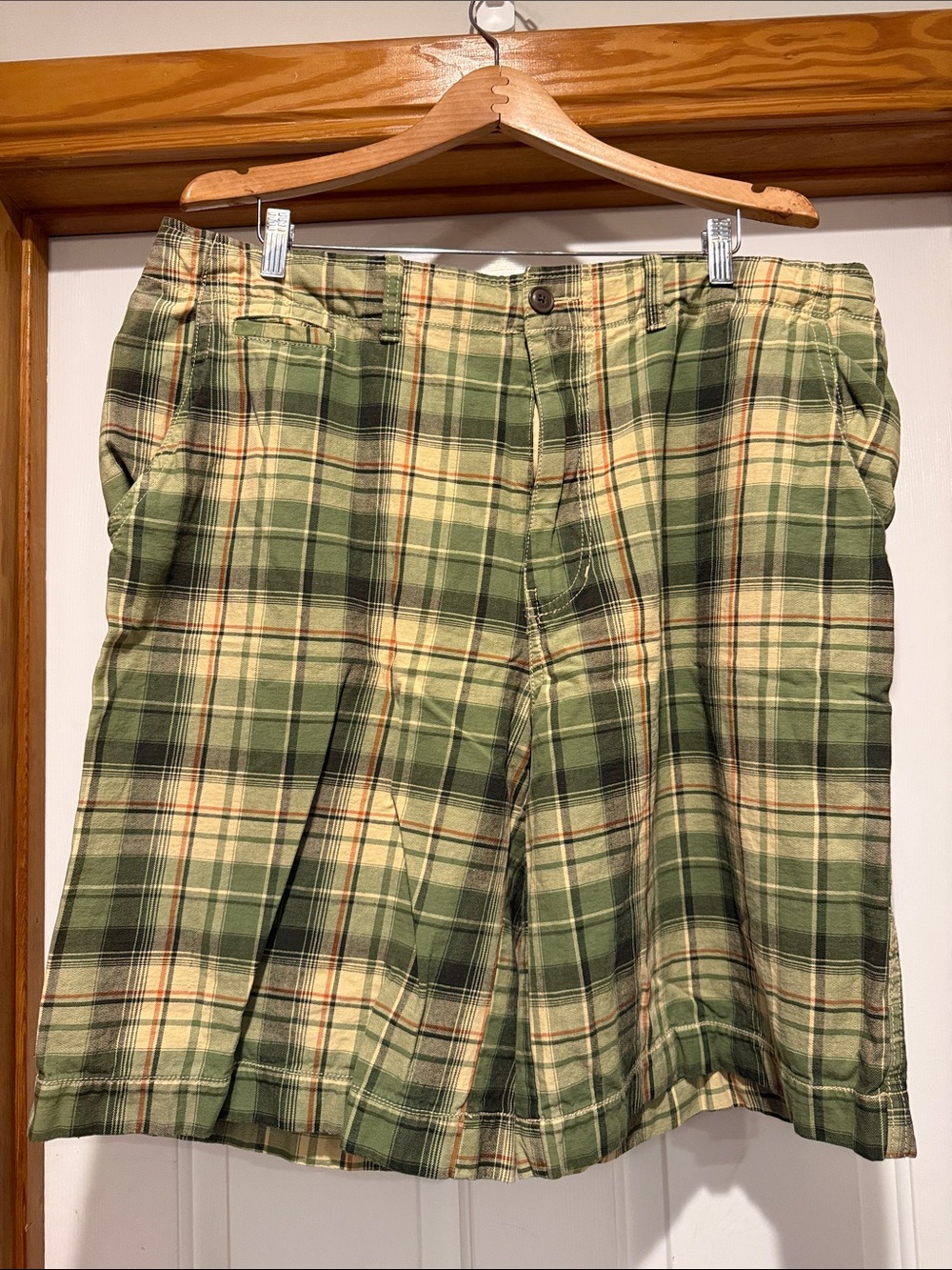 No Boundaries Green Plaid Chino Shorts with Tan Accents